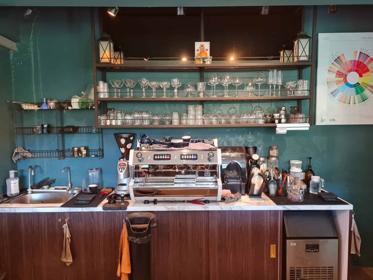 ฤไท - Rue Thai Coffee Roasters