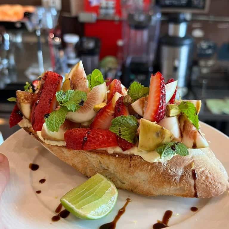 The Larder Cafe & Bar - Image 3