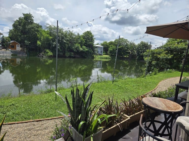 Bella Goose Cafe on the Pond - Image 3