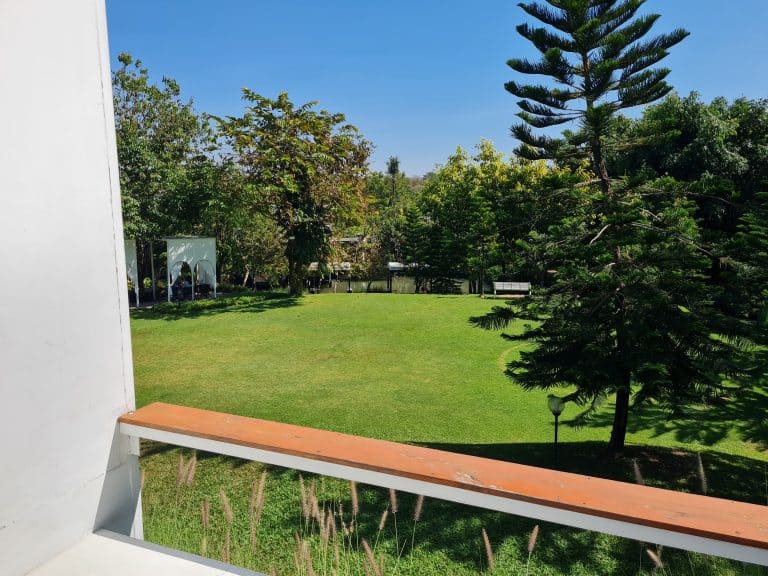 Fleur Cafe & Eatery - Image 2