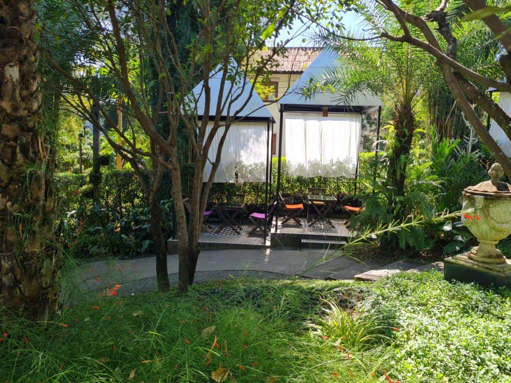 Fleur Cafe & Eatery - Image 4