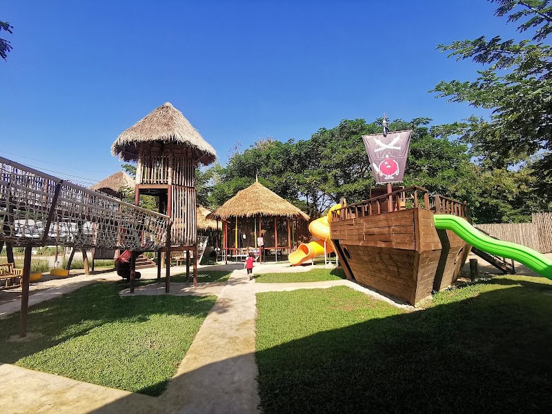 Lenmaii Playground & Cafe
