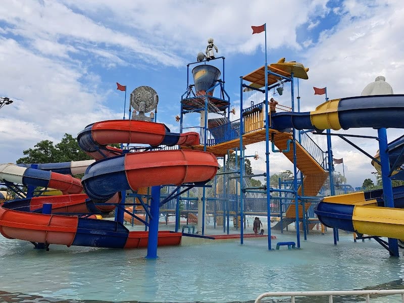 Tube Trek Waterpark