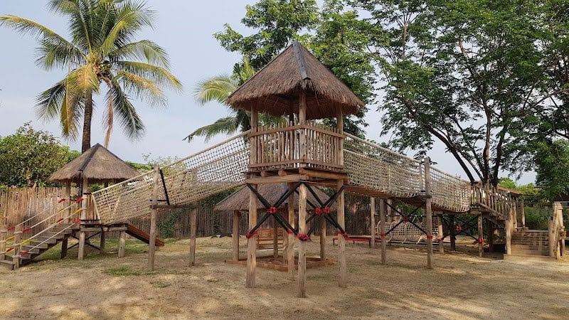 Safari Garden Lamphun Playground & Cafe