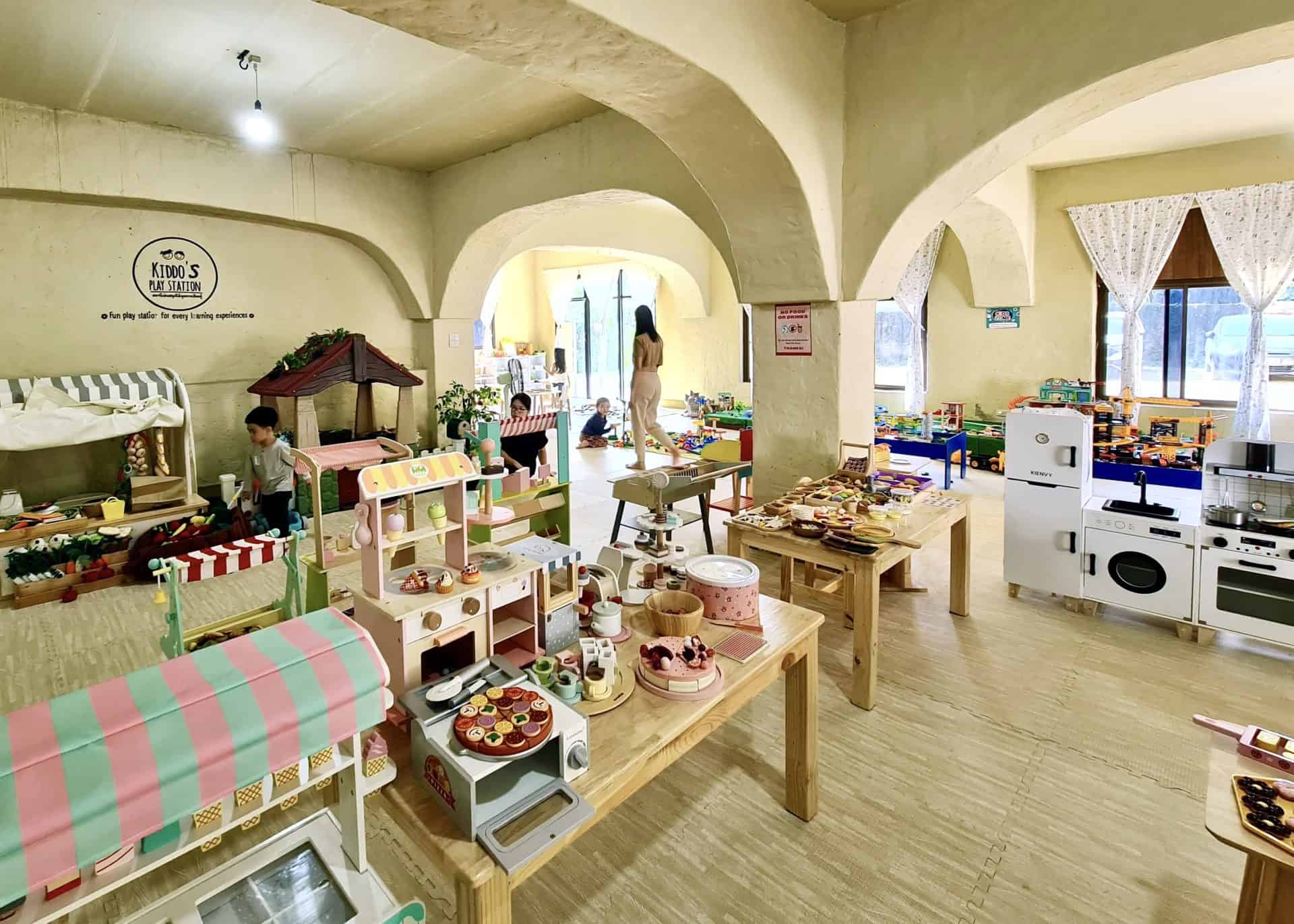 Kiddo's Play Station