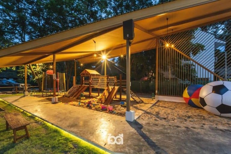 Living The Dream Cafe & Playground - Image 2