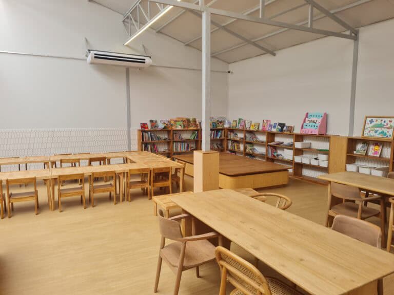 The Ours Cafe - Image 3