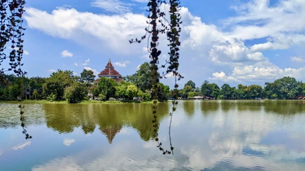Rama IX Lanna Park