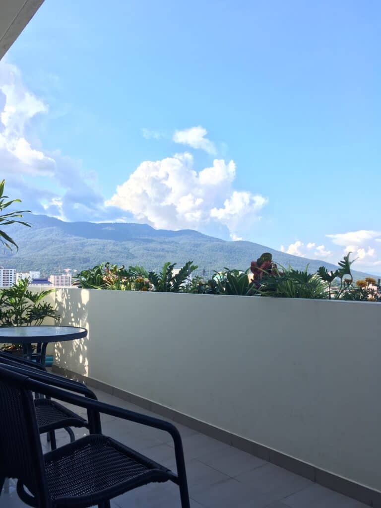 Freelancer life in the Chiang Mai cafe scene